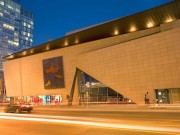 Das Bata Shoe Museum in Toronto feiert 20-Jähriges Bata Shoe Museum in Toronto (c) Ontario Tourism