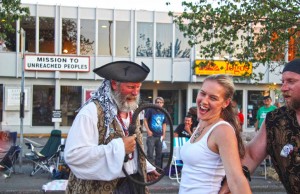 Das Seafair Festivals in Seattle erleben Seafair Parade Seattle (cc) Sean O'Neill