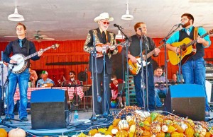 Tennessees Herbstfestivals zu Füßen der Smoky Mountains Tennessee Fall (c) Museum of Appalachia