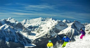 Lake Louise Ski Resort zum besten Ski Resort in Kanada ausgezeichnet Lake Louise (c) BANFF & LAKE LOUISE TOURISM Paul Zizka