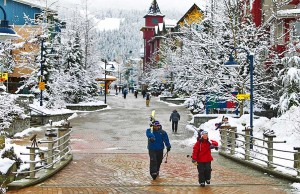 Gute Gründe für einen Winterurlaub in British Columbia Whistler Village (c) Explore BC