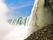 Mit Zipline und Abenteuerparcours die Niagara Fälle entdecken Niagara Falls (c) CTC