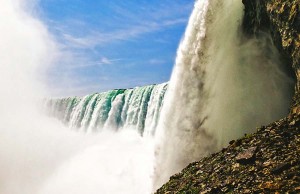 Mit Zipline und Abenteuerparcours die Niagara Fälle entdecken Niagara Falls (c) CTC