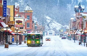 Real America Staaten locken mit ungewöhnlichen Neujahrstraditionen Deadwood (c) South Dakota Tourism
