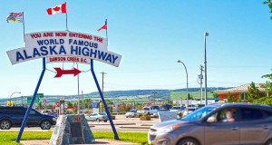 Der Alaska Highway wird 75 Alaska Highway (cc) Arthur T. LaBar;