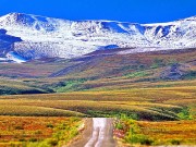 Straße mit Ausblick: Der Dempster Highway Dempster Highway (c) NWT Tourism
