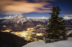 Pistenrausch + MondscheinRomantik im Banff National Park Banff (c) BANFF & LAKE LOUISE TOURISM Paul Zizka