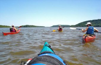 Den Mississippi bezwingen Kajaks (cc) TeamSaintLouis;