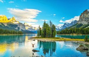 Travel Alberta – neue deutsche Website live Spirit Island © CHRIS BURKARD / TRAVEL ALBERTA TOURISM