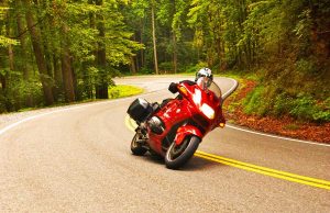 Mit dem Motorrad North Carolina entdecken Tail of Dragon (c) Bill Russ VisitNC -