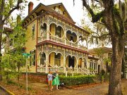 Georgia gehört zu den besten Destinationen 2017 Gingerbread House - Savannah (c) Georgia DepartmDevelopment