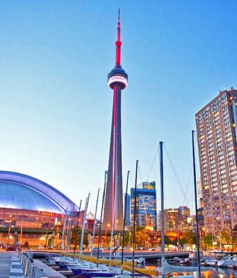 CN Tower: Torontos Wahrzeichen feiert 40sten! Toronto (c) OTMPC / Ontario Tourism