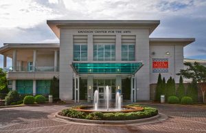 Bugs Bunny kommt nach Alabama Huntsville Museum of Art (c) Alabama Tourism