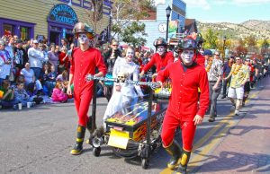 Hot Spots für Geisterjäger in Colorado Emma Crawford Coffin Races (c) VisitCOS.com