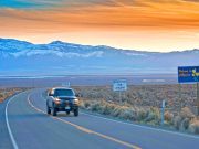 Zum „Black Friday“ zeigt sich Sunny Cars in Rabattlaune Highway (cc) Bob Dass