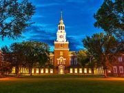 Reisen bildet – besonders in Neuengland Baker Tower Dartmouth Campus (c) Jeff Woodward