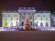 Winter in Neuengland: Karneval, Snodeo und Weinverkostung Herrenhaus in Newport (c) John Corbett