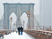 Wintererlebnisse in New York City Brooklyn Bridge © Julienne Schaer