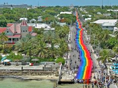 Florida Keys & Key West gedenken Schöpfer der Regenbogenfahne Key West Rainbow Flagge (c) Andy Newman / Florida Keys News Bureau