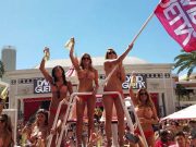 Eintauchen in die Pools von Las Vegas