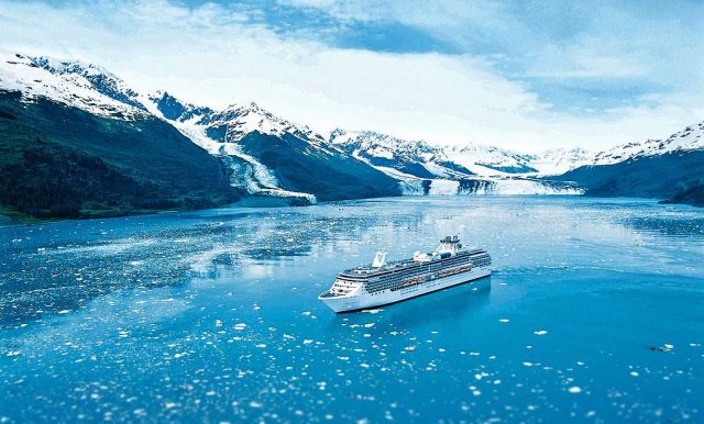 Coral Princess in Alaska (c) Princess Cruises