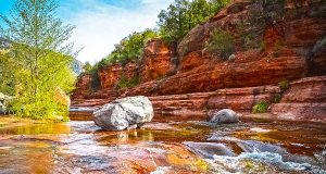 Arizonas State Parks feiern 60. Geburtstag Sedona slide rock State Park (c) Arizona Office of Tourism