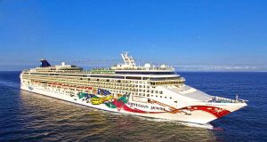 Mit Norwegian Cruise Line die raue Landschaft von Alaska entdecken Norwegian Jewel (c) NCL