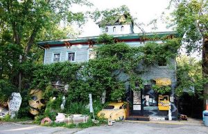 Geisterspaß in Mount Carroll, Illinois Raven's Grin Inn (c) Raven's Grin Inn