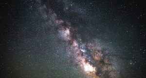 Glitzernder Sternenhimmel über Idaho Bruneau Dunes State Park (c) Visit Idaho