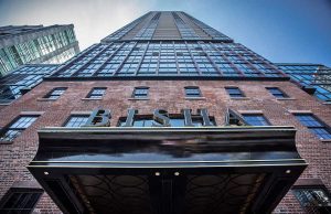 Lenny Kravitz drückt dem Bisha Hotel in Toronto seinen Stempel auf Bisha, Toronto (c) BrianHamilton