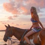 Horse-Surfing (c) Bradenton Gulf Islands