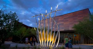 Scottsdale beeindruckt als Hotspot für öffentliche Kunst Diamond Bloom (c) Sean Deckert / Scottsdale Public Art