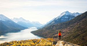 Buchungsstart für Campgrounds und Shuttle Services in Albertas Nationalparks Lakes National Park (c) Michael Matt