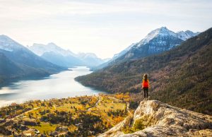 Buchungsstart für Campgrounds und Shuttle Services in Albertas Nationalparks Lakes National Park (c) Michael Matt
