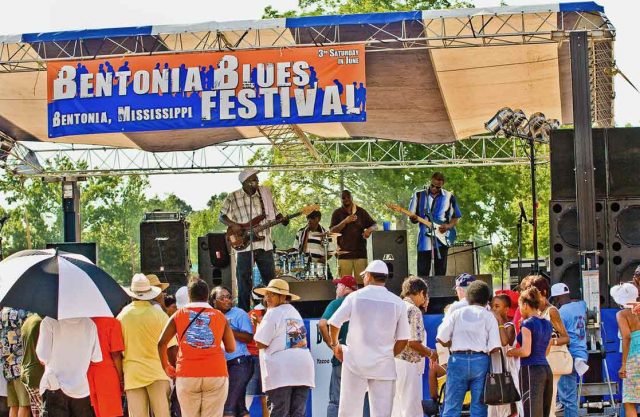 Bentonia Blues Festival (c) Visit Mississippi