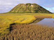 8 Geheimnisse um die Pingos in Northwest Territories Ibyuk Pingo (c) J.F. Bergeron