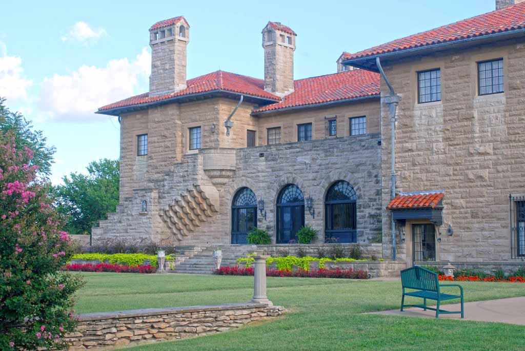 Marland Mansion Gardens (c) Oklahoma Tourism