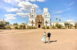 Kostenfreie Aktivitäten in Arizona Mission San Xavier del Bac (c) Arizona Office of Tourism