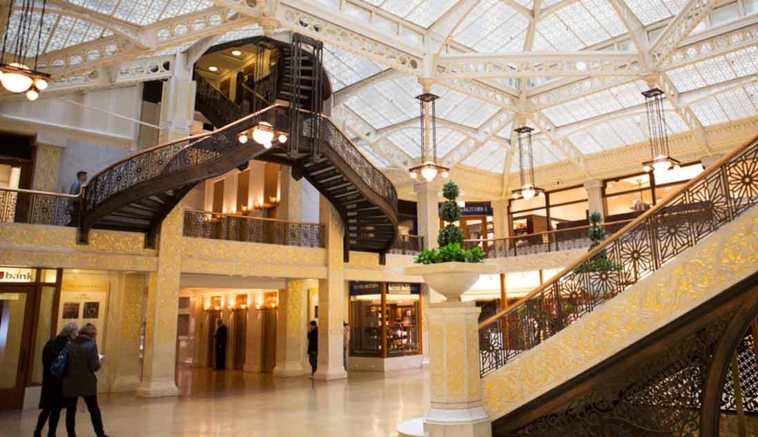 The Rookery Building Light Court (c) Frank Lloyd Wright Trust, Chicago