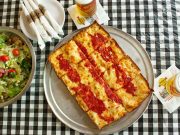 Visit Detroit führt den Detroit Pizza Passport ein Pizza (c) Visit Detroit