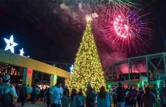 Holiday Trail of Lights in Louisiana Holiday Trail of Lights (c) Louisiana Tourism