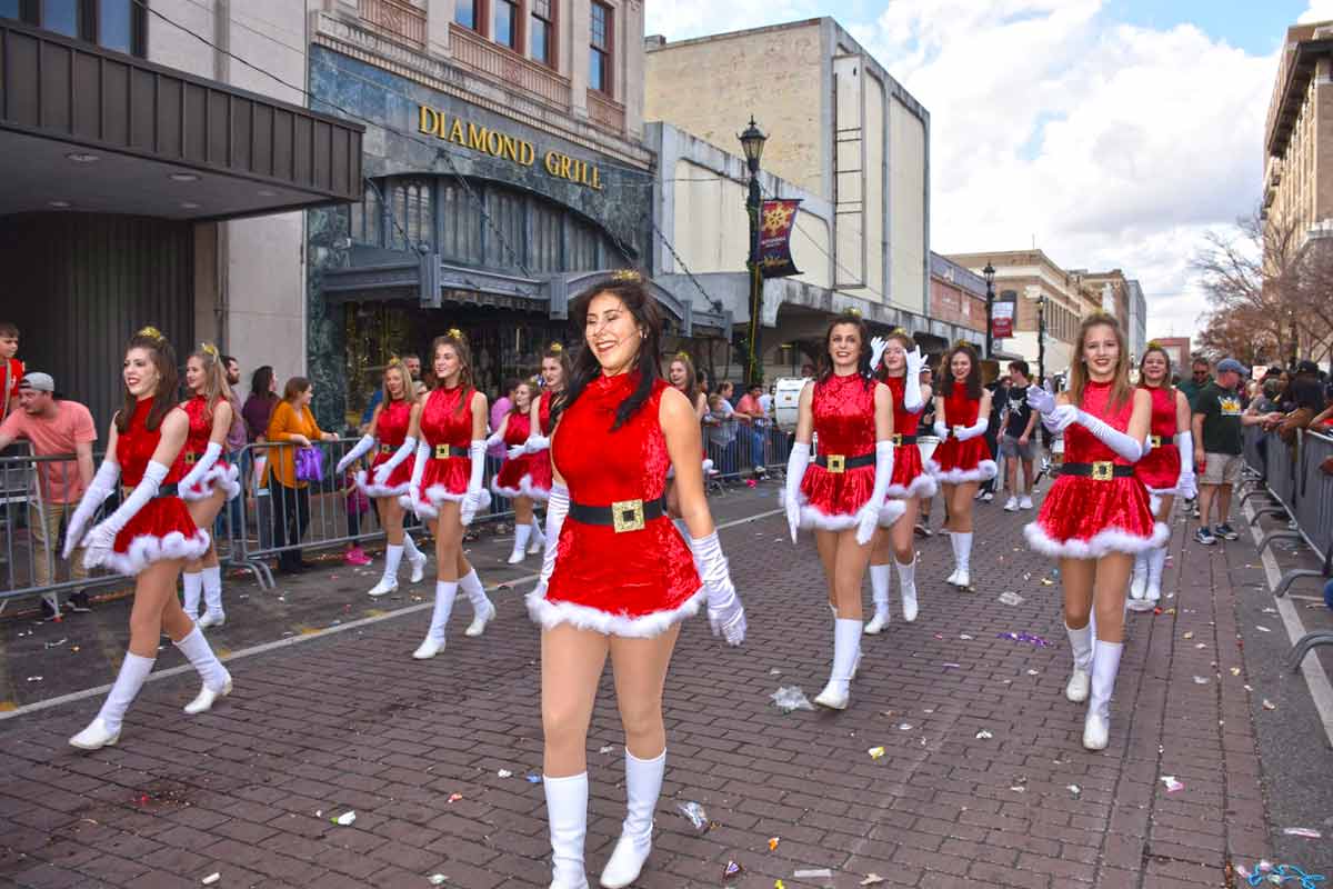 Christmas Parade (c) Alexandria-Pineville