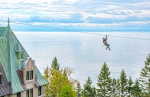 Grande Tyrolienne du Manoir Zipline Great Zipline (c) Projet vertical