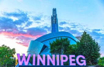 Winnipeg feiert 150. Stadtjubiläum Canadian Museum for Human Rights (c) Bill Bennett (Courtesy of Travel Manitoba)