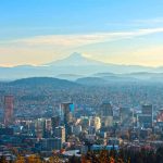 Portland mit dem Mount Hood © Nick Wiltgen