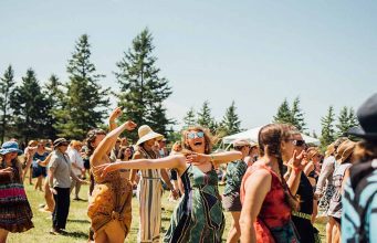 Festivals in Manitoba laden 2025 ein Winnipeg Folk Festival (c) Tourism Winnipeg