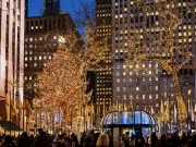 In New York City Weihnachten feiern Rockefeller Center (c) Brittany-Petronella