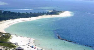 Panama City Beach: Ein Naturparadies an Floridas Smaragdküste Panama City Beach (c) Gary Bogdon