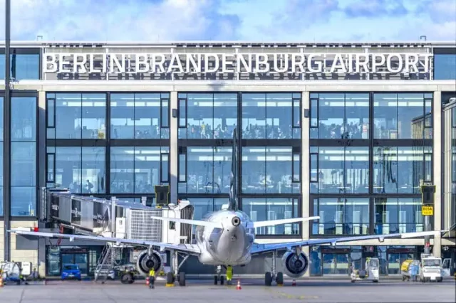 Flughafen Berlin Brandenburg (c) Günter Wicker