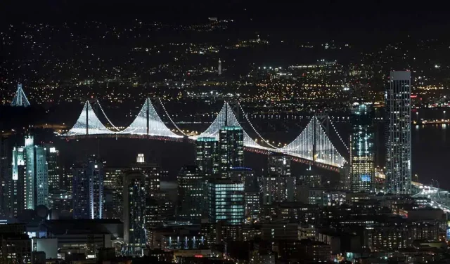 Bay Lights San Francisco (c) Illuminate
